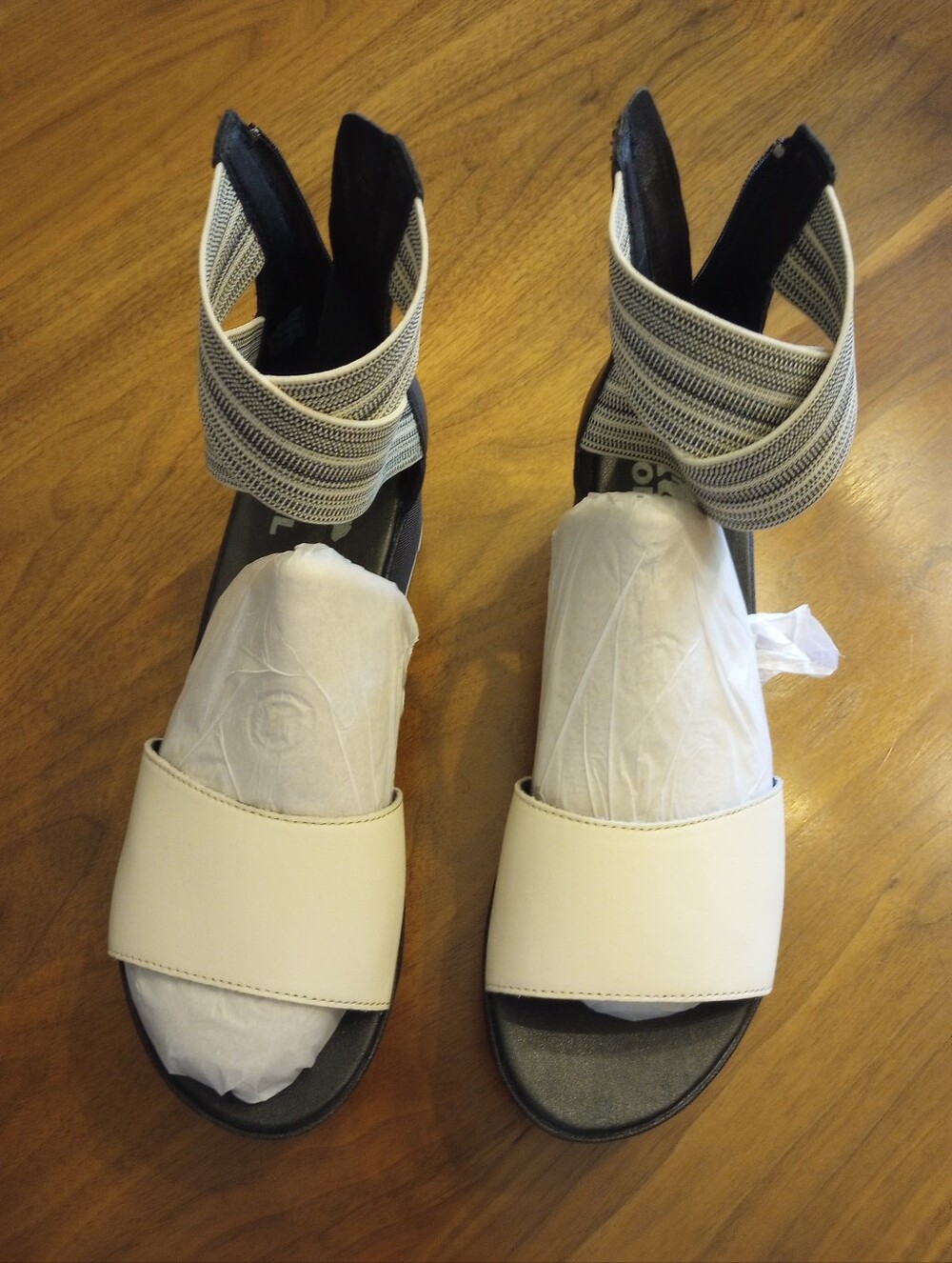 Sorel Platform Sandals Size 8, Excellent Condition